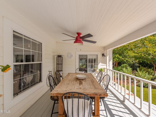 5520 Fairview Place, Agoura Hills CA 91301