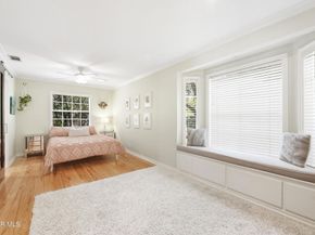 5520 Fairview Place, Agoura Hills CA 91301