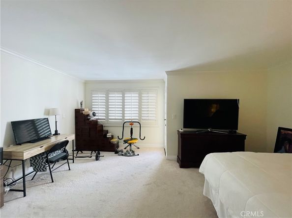 227 E Burbank Boulevard E, Burbank CA 91502