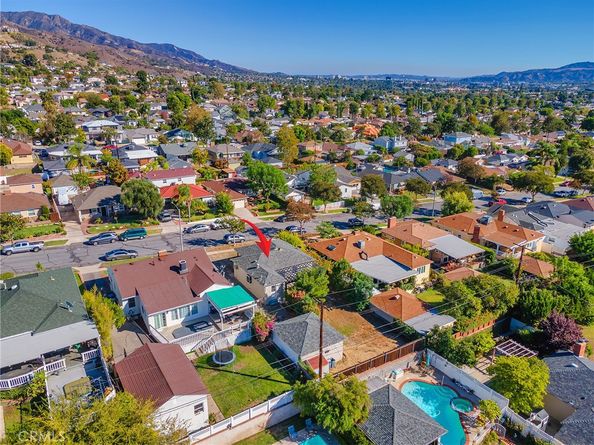 3141 N Frederic Street, Burbank CA 91504