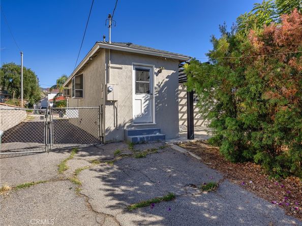 3141 N Frederic Street, Burbank CA 91504