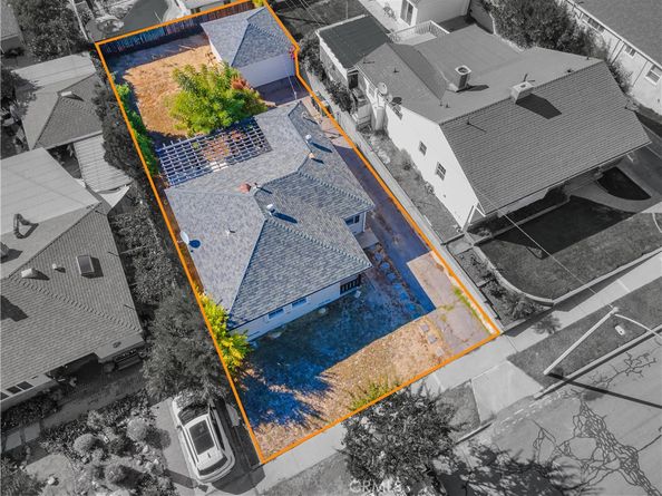 3141 N Frederic Street, Burbank CA 91504