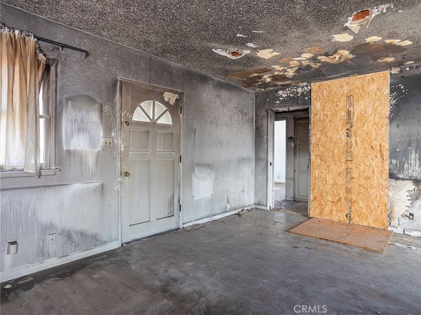 3141 N Frederic Street, Burbank CA 91504