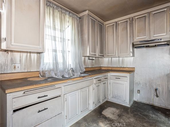 3141 N Frederic Street, Burbank CA 91504