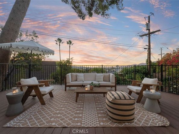 1117 Oberlin Drive, Glendale CA 91205