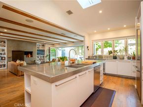 5128 Hillard, La Canada Flintridge CA 91011