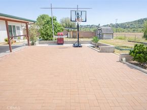 10550 Woldrich St., Lakeview Terrace CA 91342