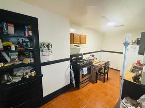 819 N Gordon Street, Pomona CA 91768