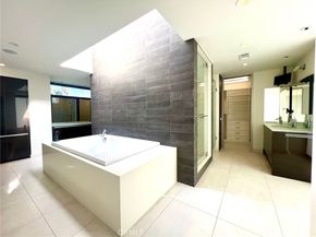 2767 E. Ocean Boulevard, Long Beach CA 90803