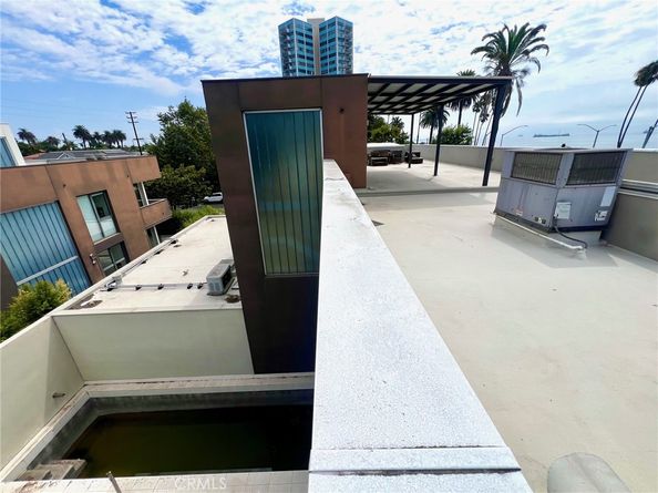 2767 E. Ocean Boulevard, Long Beach CA 90803