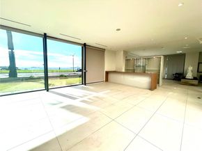 2767 E. Ocean Boulevard, Long Beach CA 90803