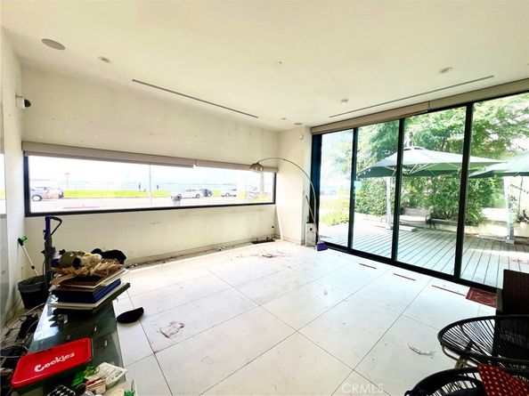 2767 E. Ocean Boulevard, Long Beach CA 90803