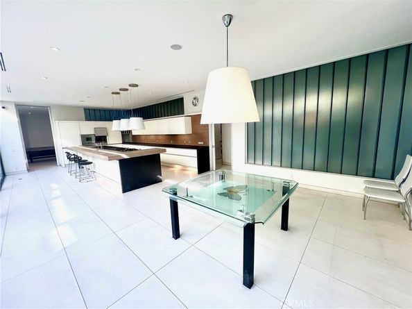 2767 E. Ocean Boulevard, Long Beach CA 90803