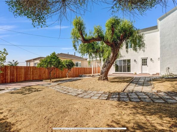 5452 Harcross Drive, Los Angeles CA 90043