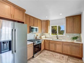 5452 Harcross Drive, Los Angeles CA 90043