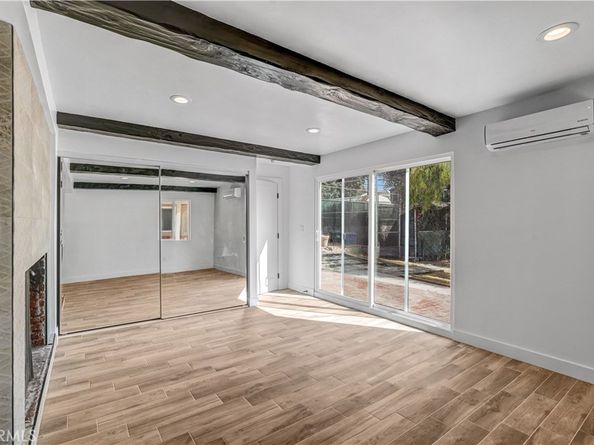 5452 Harcross Drive, Los Angeles CA 90043