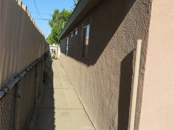 524 Gulf Avenue, Wilmington CA 90744