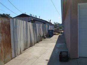 524 Gulf Avenue, Wilmington CA 90744