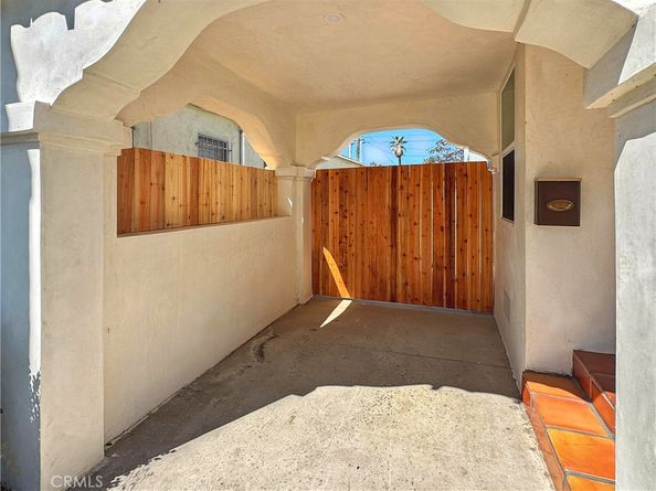 3991 Hubert Avenue, Leimert Park CA 90008
