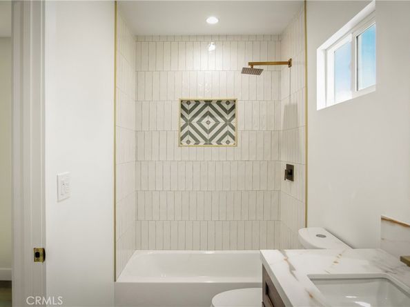 3991 Hubert Avenue, Leimert Park CA 90008