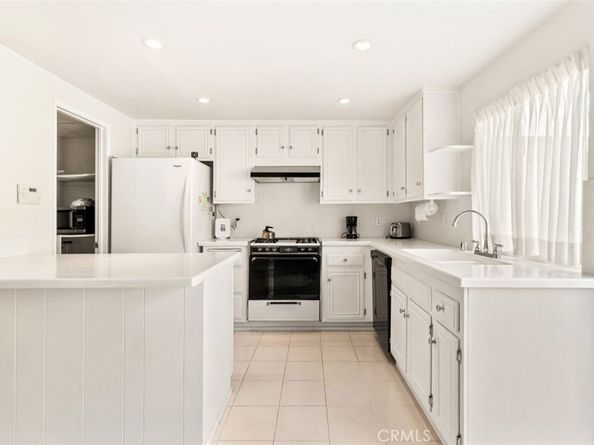 9549 Karmont Avenue, South Gate CA 90280