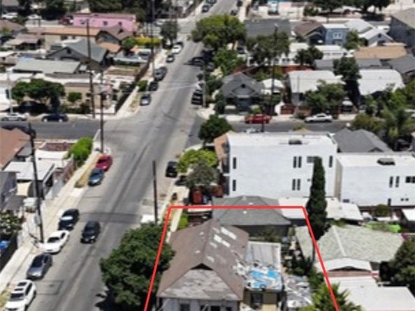 835 E 41st Street, Los Angeles CA 90011