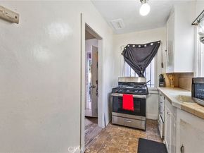 535 W Olive, Inglewood CA 90301