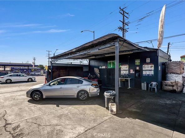 1959 Firestone, Los Angeles CA 90001