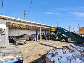 1959 Firestone, Los Angeles CA 90001