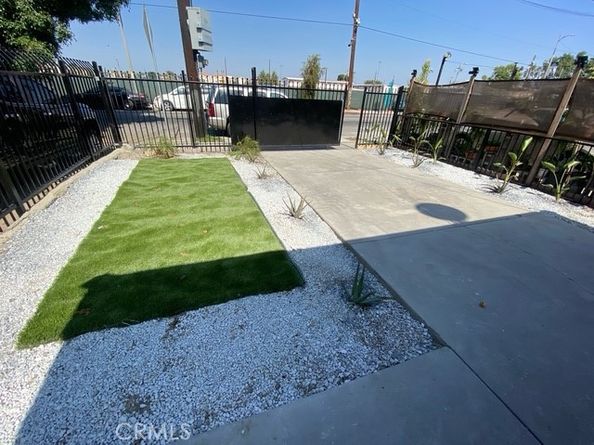 2164 E 103rd St, Los Angeles CA 90002