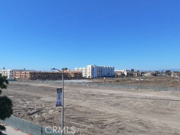 2164 E 103rd St, Los Angeles CA 90002