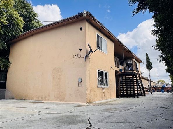 10963 Wilmington Avenue, Los Angeles CA 90059