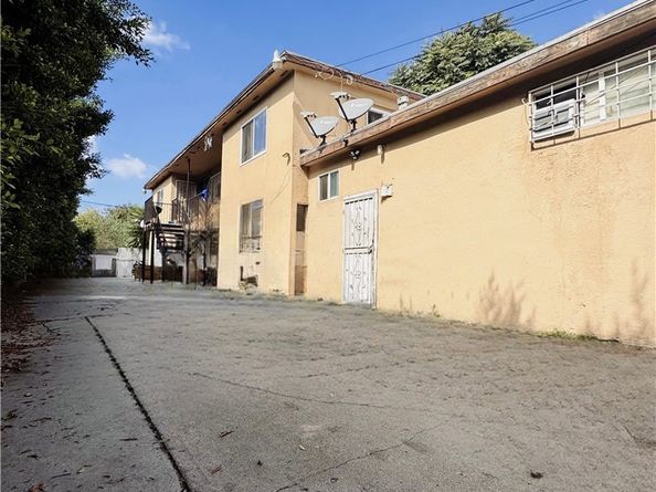10963 Wilmington Avenue, Los Angeles CA 90059