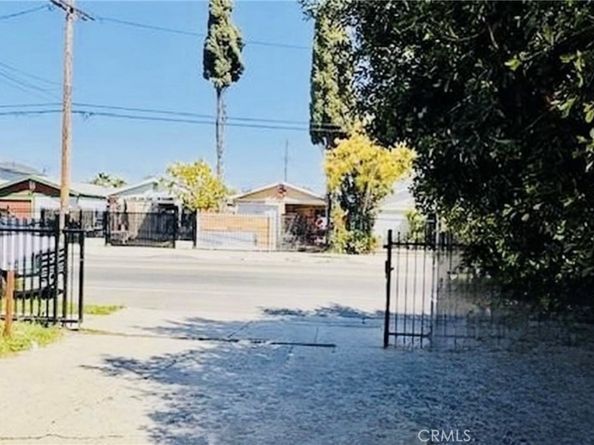 10963 Wilmington Avenue, Los Angeles CA 90059