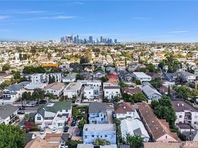 1661 Arlington Avenue, Los Angeles CA 90019