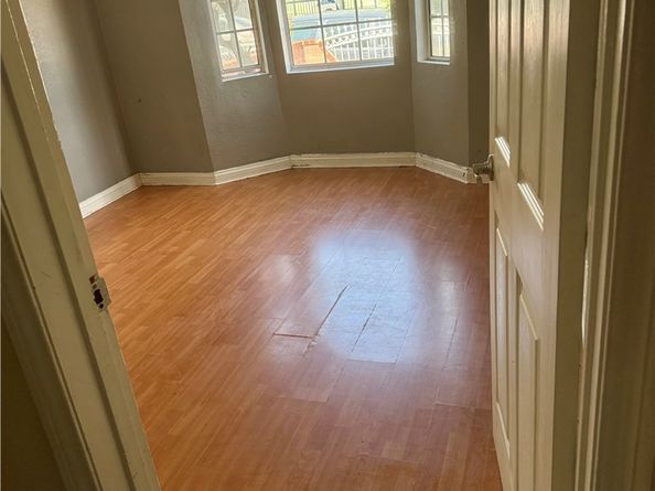 248 E 110th St, Los Angeles CA 90061