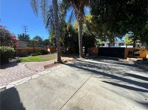 7326 Vanalden, Reseda CA 91335