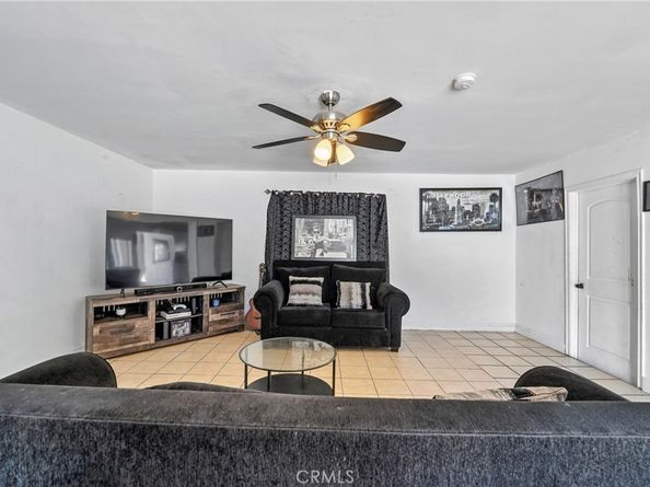 10333 Capistrano Avenue, South Gate CA 90280