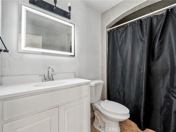 10333 Capistrano Avenue, South Gate CA 90280