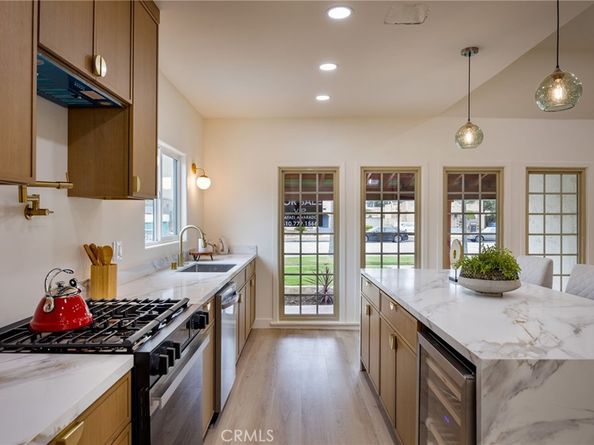 1935 W 76th Street, Los Angeles CA 90047