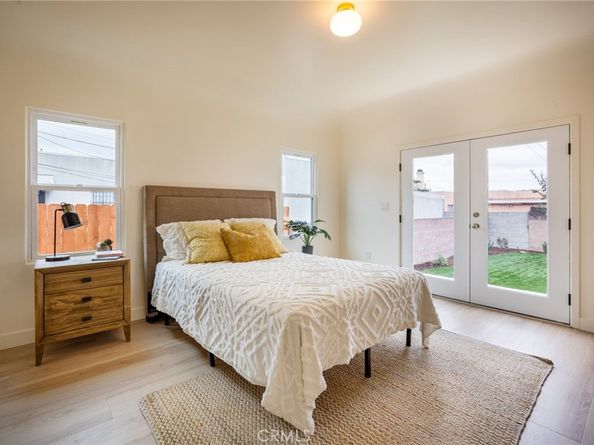 1935 W 76th Street, Los Angeles CA 90047