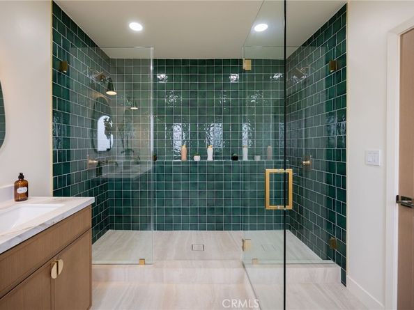 1935 W 76th Street, Los Angeles CA 90047