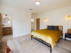 1935 W 76th Street, Los Angeles CA 90047