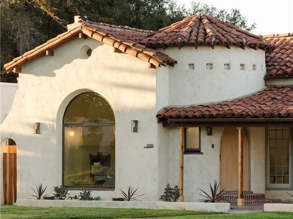 1935 W 76th Street, Los Angeles CA 90047