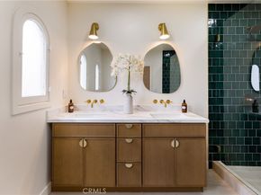 1935 W 76th Street, Los Angeles CA 90047