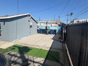 1266 E E 50th street, Los Angeles CA 90011