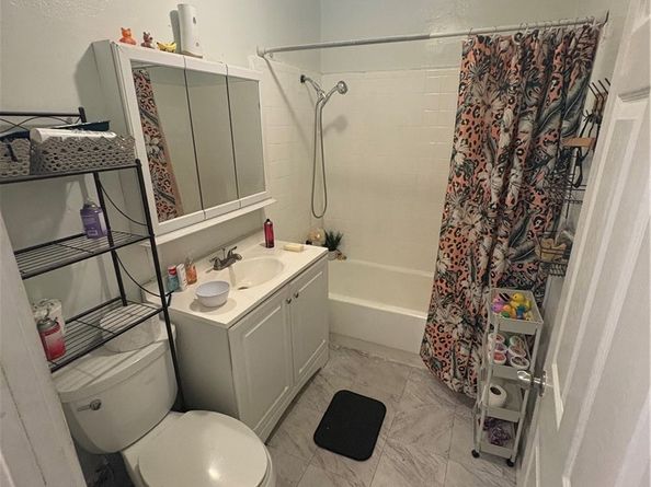 1266 E E 50th street, Los Angeles CA 90011