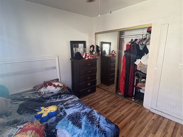 1266 E E 50th street, Los Angeles CA 90011