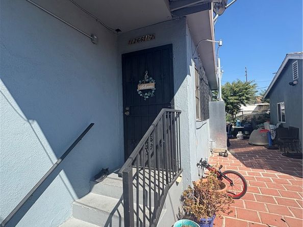 1266 E E 50th street, Los Angeles CA 90011