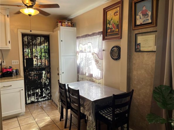 5643 E 6th, East Los Angeles CA 90022